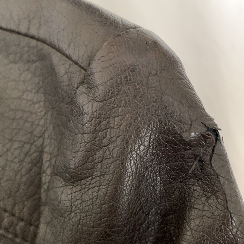 Leather jacket - Picture 5 of 6